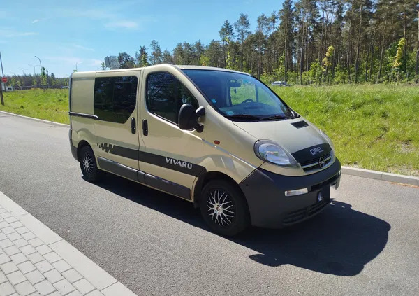 opel Opel Vivaro cena 16800 przebieg: 387250, rok produkcji 2005 z Świnoujście